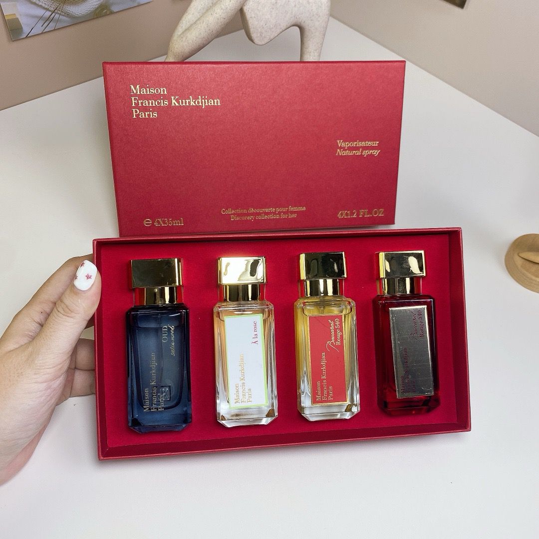 BACCARAT GIFT SET 4IN1